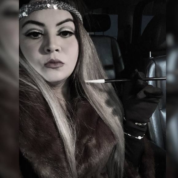 Meet your Posher, Majo - Picture 1 of 1